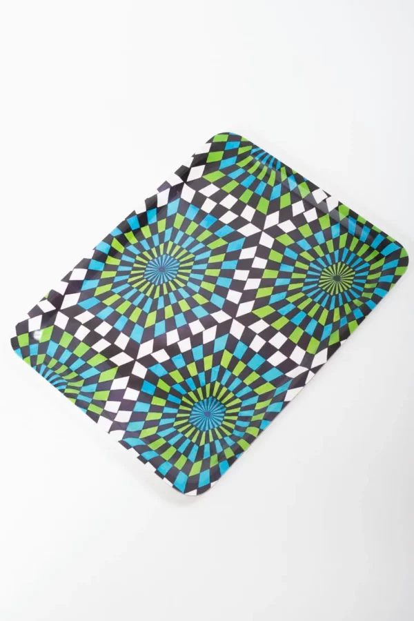 Bandeja con estampado africano en tonos verde, azul y damero. Accesorio exclusivo. Decoración étnica con alma.