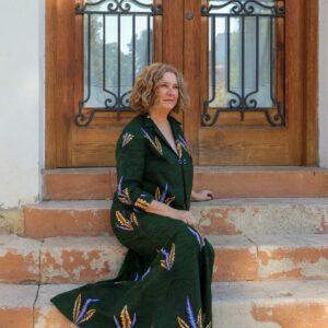 Falda larga holgada con estampado africano. Moda artesanal étnica hecha a mano con valores, propósito y alma.