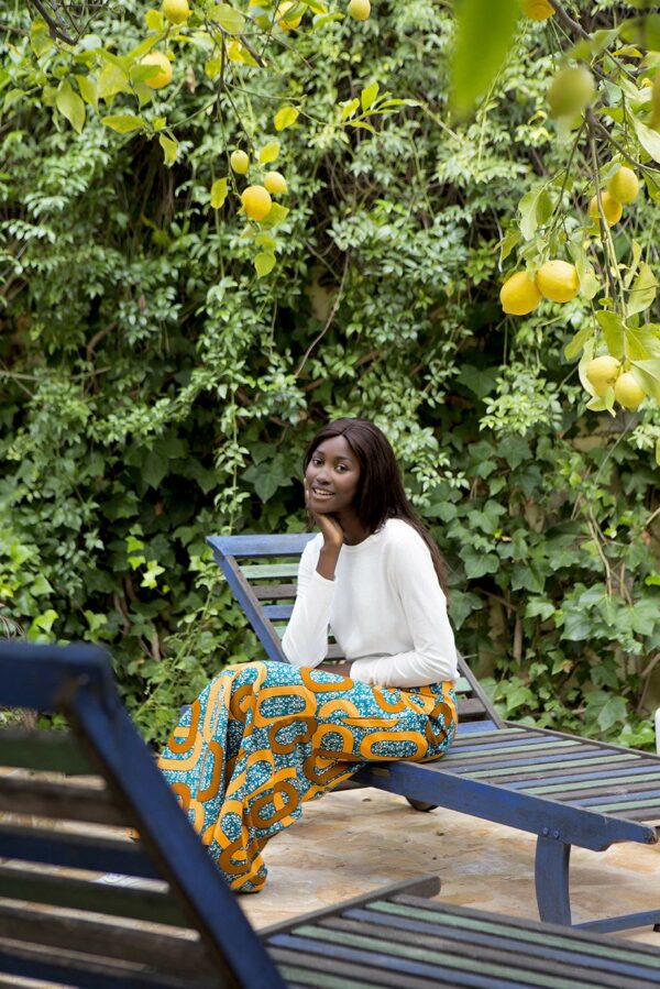 Falda larga con estampado africano en tejido wax 100% algodón. Hecha a mano. Ropa étnica artesanal exclusiva.