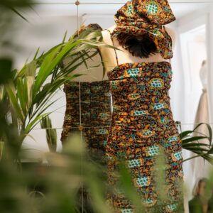 Vestido TOT HOM Bigue con estampado africano exclusivo. Edición limitada. Moda étnica artesanal con valores.